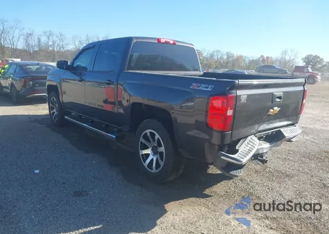 2015 Chevrolet Silverado 1500 2Lt z USA, uszkodzony, nr VIN 3GCUKREH2FG143714